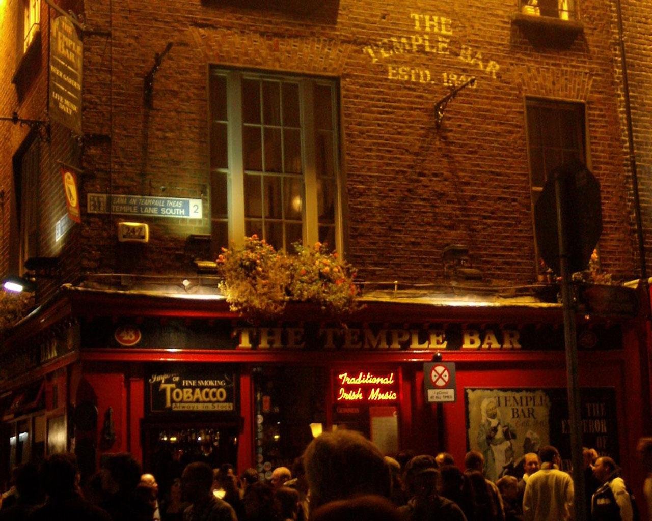 Dublin - The Temple Bar Pub Wallpaper #4 1280 x 1024 