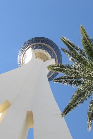 Las Vegas - Stratosphere Tower Wallpaper #4 320 x 480 (iPhone/iTouch)