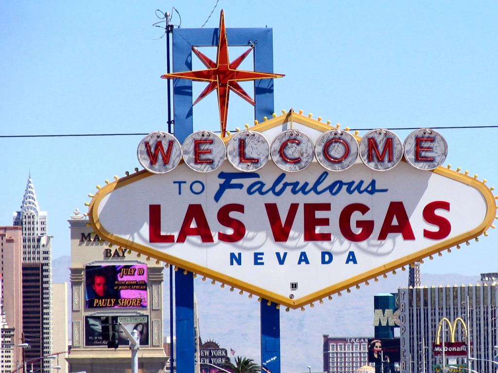 Las Vegas - Las Vegas sign, Las Vegas Boulevard Wallpaper #2 1024 x 768 