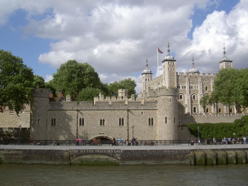 London - Tower of London Wallpaper #1 1024 x 768 