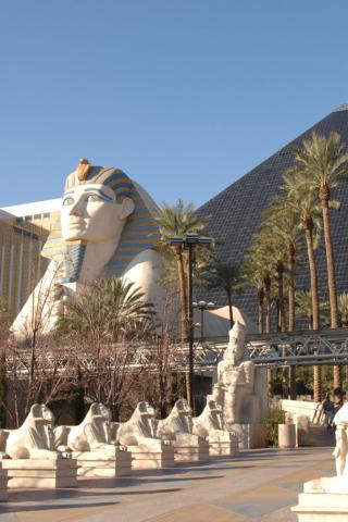 Las Vegas - Luxor Hotel  Wallpaper #3 320 x 480 (iPhone/iTouch)