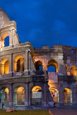 Rome - Colosseum Wallpaper #3 320 x 480 (iPhone/iTouch)