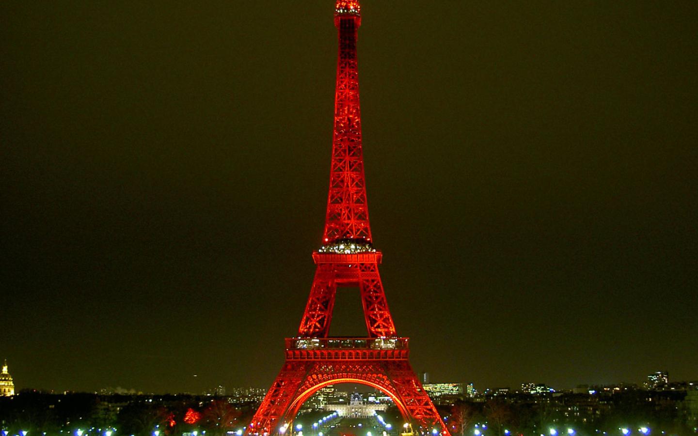 Paris - Eiffel Tower Wallpaper #3 1440 x 900 
