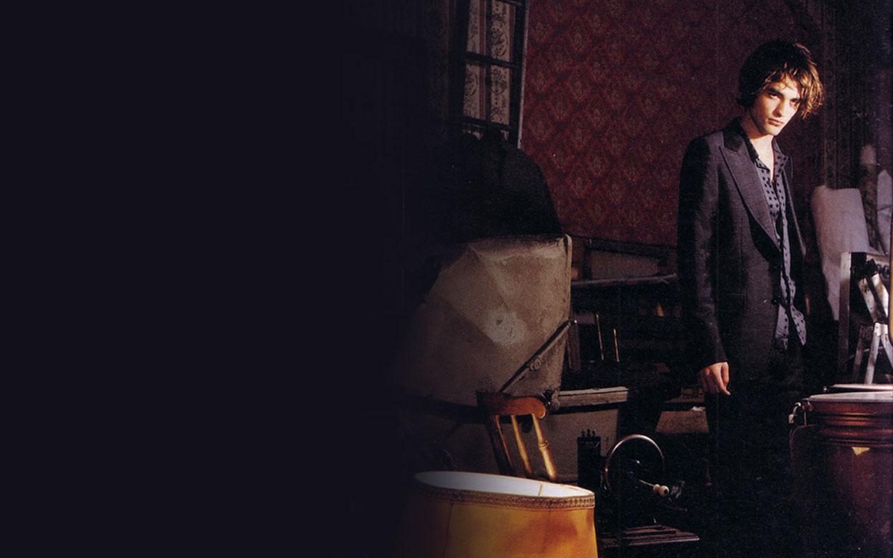 Robert Pattinson -  Wallpaper #2 1280 x 800 